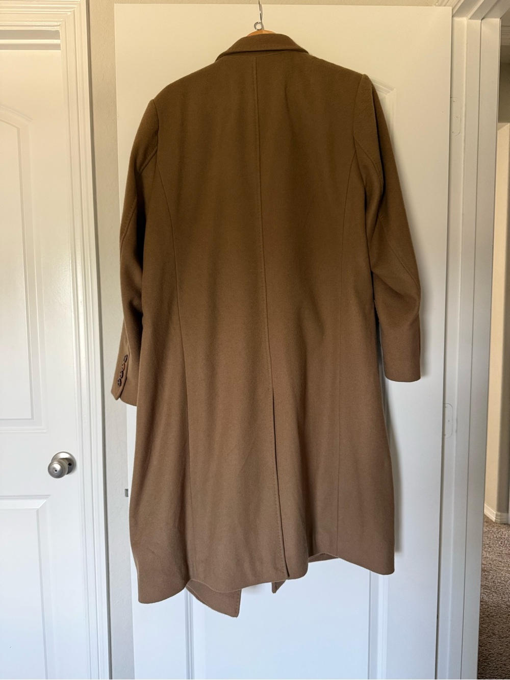 Italian wool Double breasted coat - Picture 9 of 9
